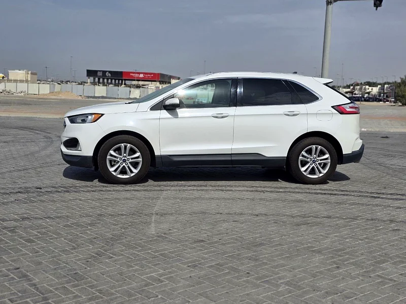 Ford Edge 2020 model, number one except for the sunroof63488745521411114