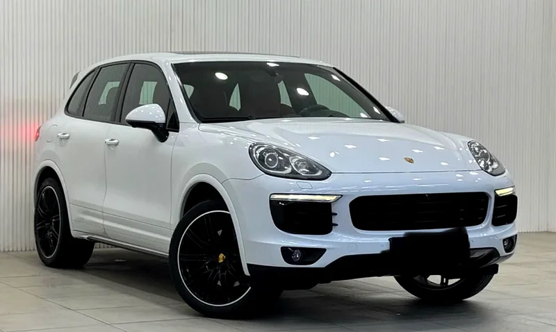 Porsche Cayenne S 2016 with low mileage, 75,000 km, full service history63488972503809112