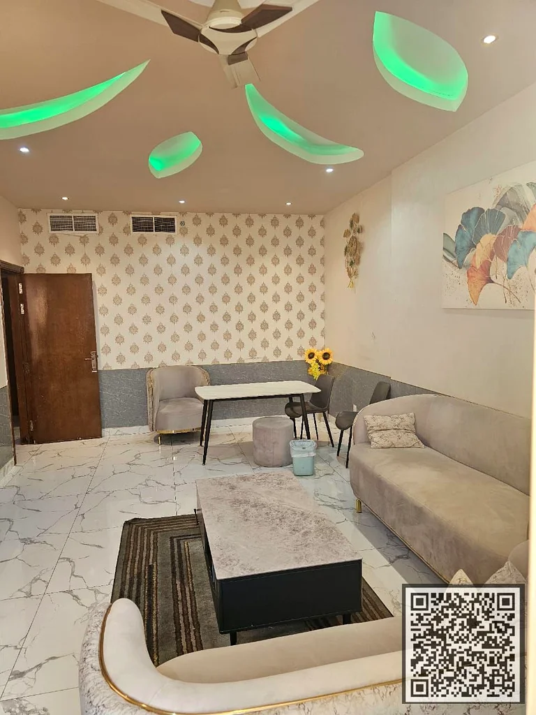 LUXURY FULLY FURNISHED 3 BEDROOM HALL MODIFIED 2 BHK WITH PARKING | CREEK VIEW IN OASIS TOWER63887947138562111
