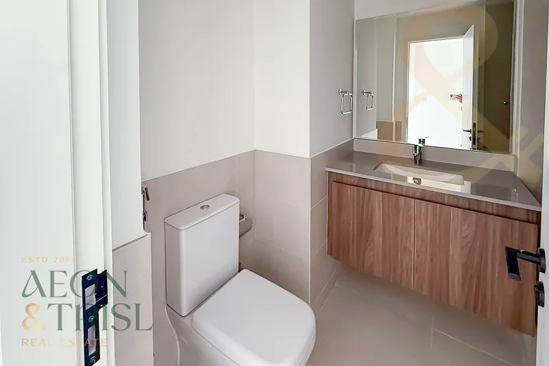 Single Row | Vacant | 3 BR + Maid | Genuine Resale63951939843458114