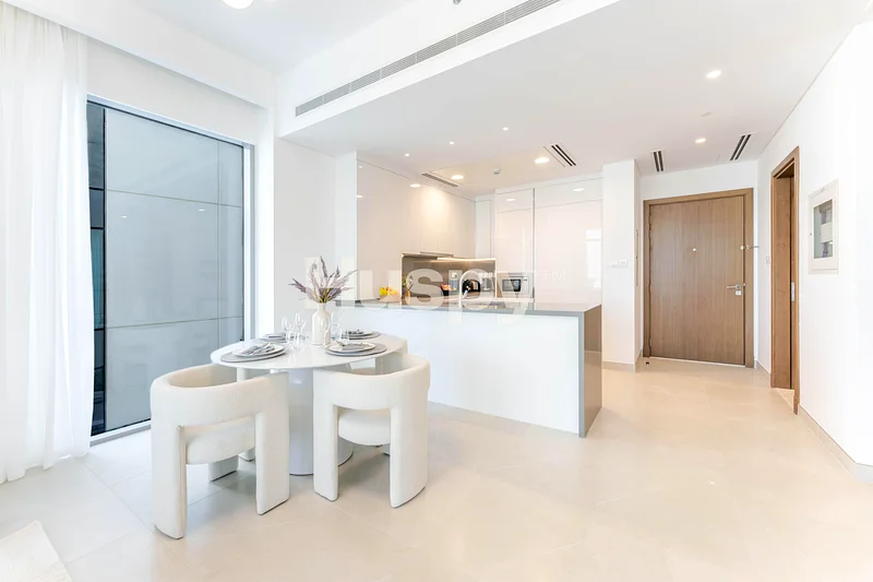Water Views | Vacant | Low Floor63949508952193114