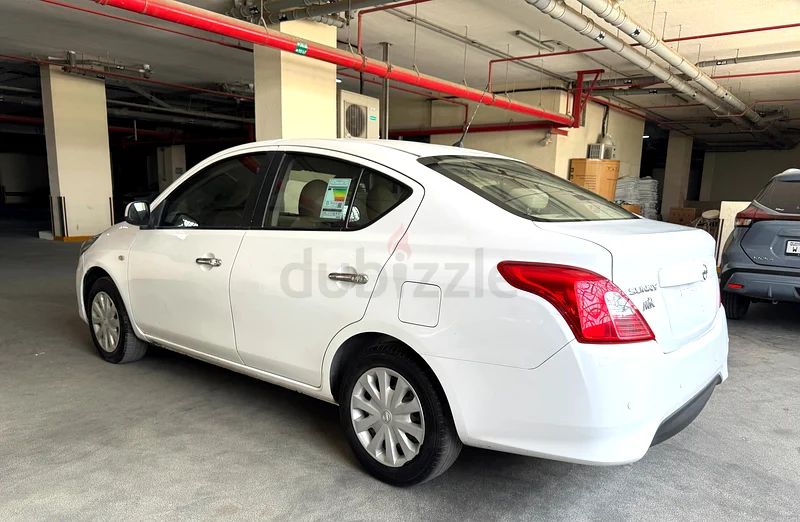 NISSAN SV 1.5CC GCC LOW KILOMETERS DRIVEN CAR FOR SALE63421144645890113