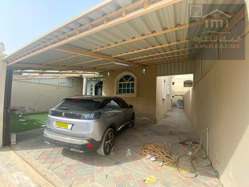 فرصة للبيع بسعر جذاب فيلا استثمارية سكنية في المويحة 363870241259138113