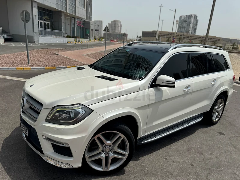 Your Mercedes-Benz GL500 – in excellent condition.
This is the Luxury Line variant, AMG kit63488176568962111