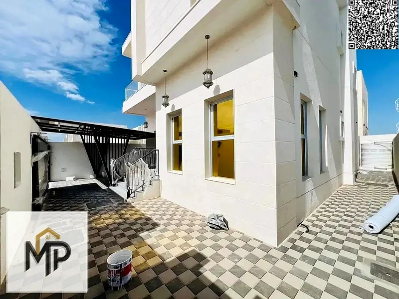 🔑 Own your dream villa behind the park in the heart of Al Yasmeen area - luxury, comfort, and a negotiable price! 🏡63897085985155111