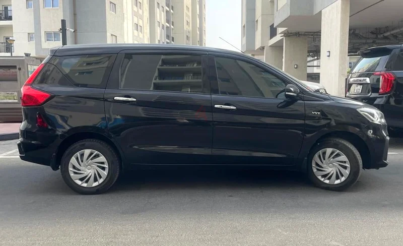 Car63490757143299112