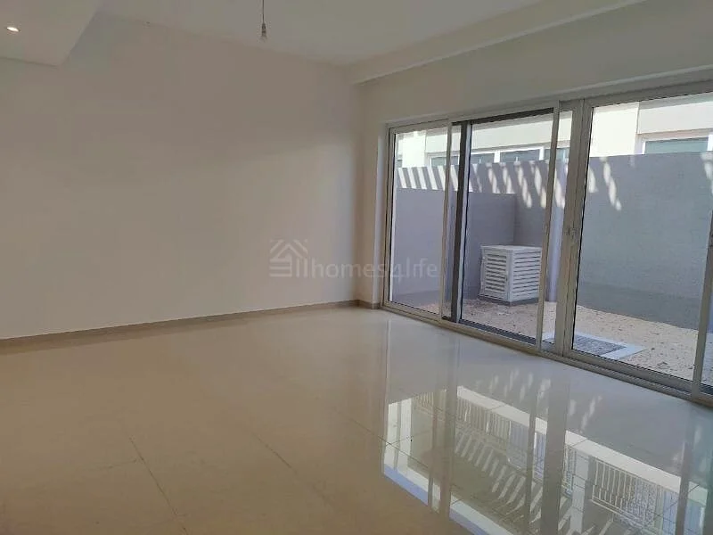 Deal | Modern Layout | Sophisticated | Rooftop63740770171393111