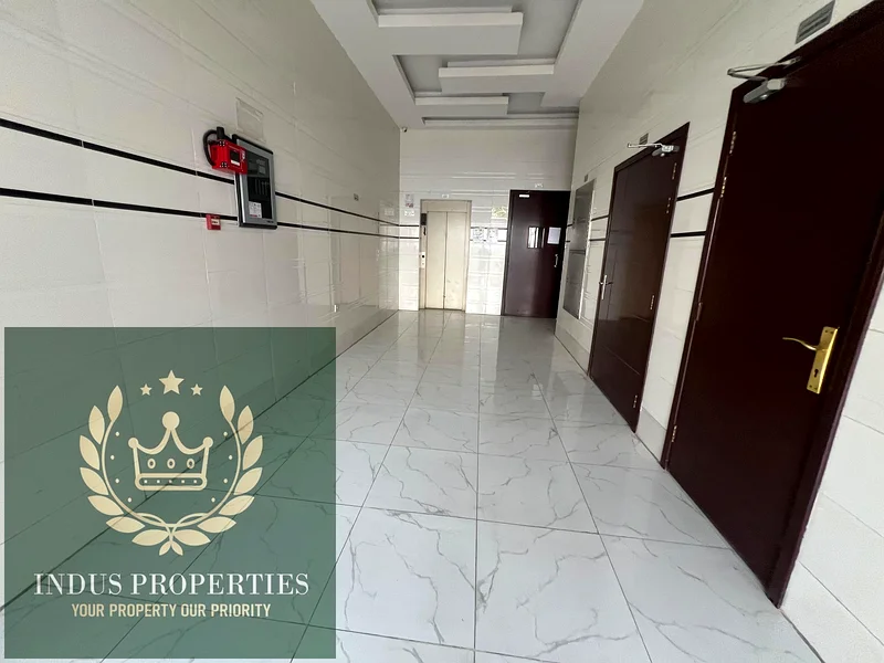 Residential + Commercial Investor Deal with 8% ROI + ( G+2 Building Available For Sale)63868208317314111