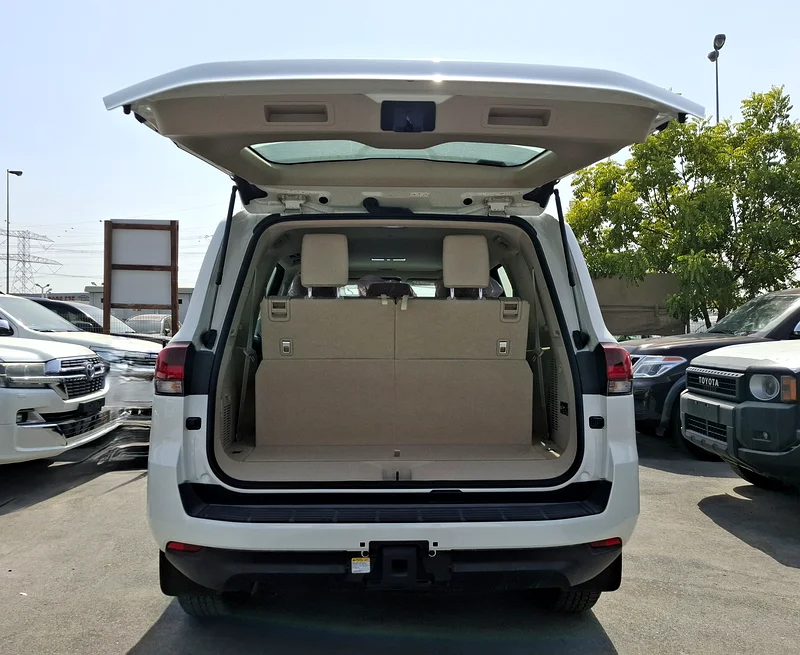 Toyota Landcruiser GXR 3.5L 2025 White Petrol GCC (Export Only)63484694219523114