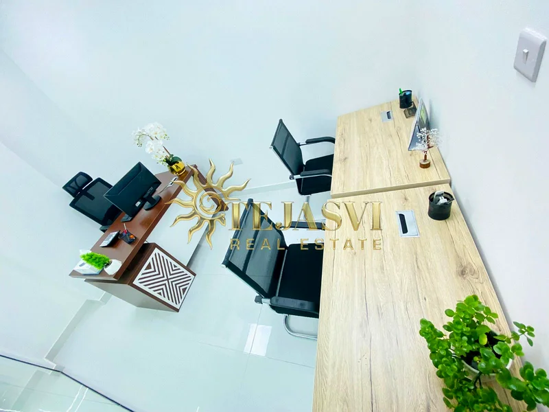 Spacious office with Bank account assistance | Free Amenities63616335424643112