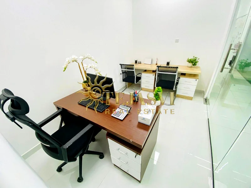 Spacious office with Bank account assistance | Free Amenities63616335424643113