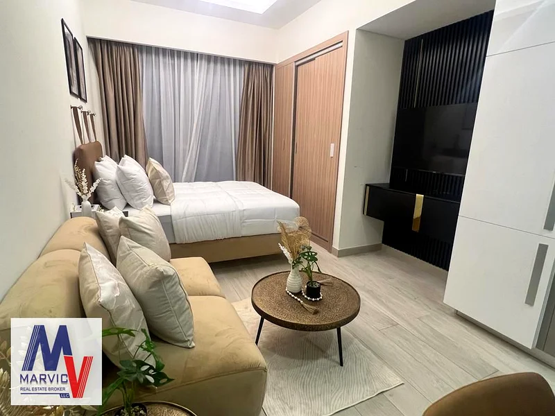 موقع متميز / طابق منخفض / شاغر عند النقل63975642586753111