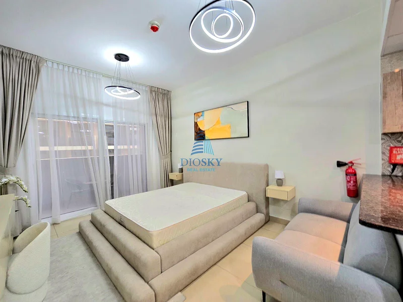 Fully Furnished | Viewing Anytime| Luxury | Vacant63778351027970112