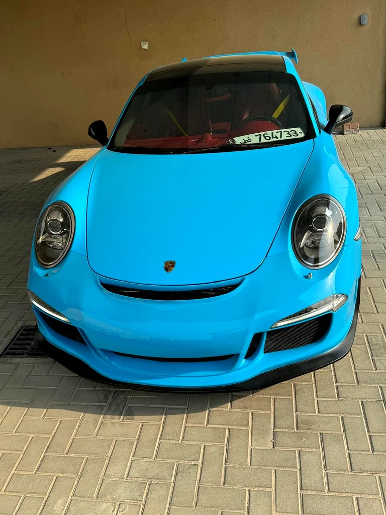 Porsche carrera 911 GCC63488972676737111