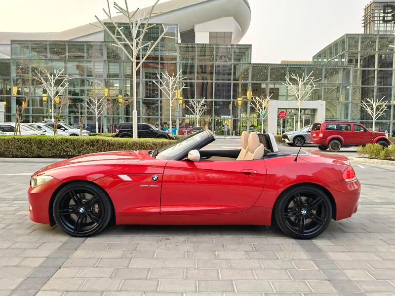 2013 GCC BMW Z4 sDrive35is V6 Full Option63406333876099114