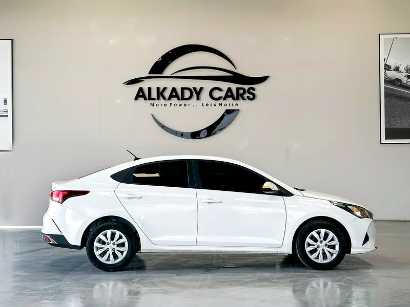 HYUNDAI ACCENT SMART 1.6L 2023 MODEL GCC SPECS63406914322817112