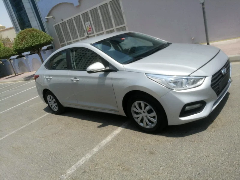 Hyundai Accent 2019 GCC SPECS LADY DRIVEN63406902105219111