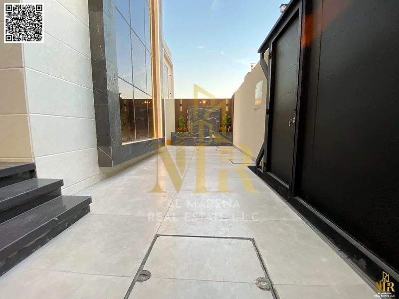 Location Details: The villa is located in a quiet, upscale area, ideal for families. Close to schools, markets, and vital amenities. Easy access to ma63904570268675113
