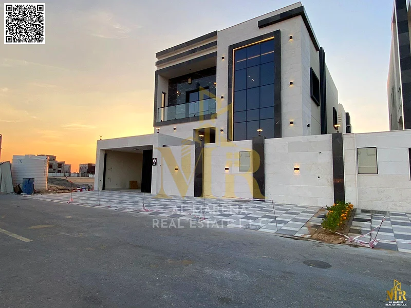 Location Details: The villa is located in a quiet, upscale area, ideal for families. Close to schools, markets, and vital amenities. Easy access to ma63904570268675110