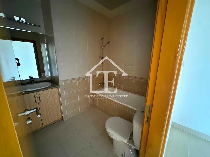 Vacant | Near Silicon Central Mall | Spacious63748105554691113