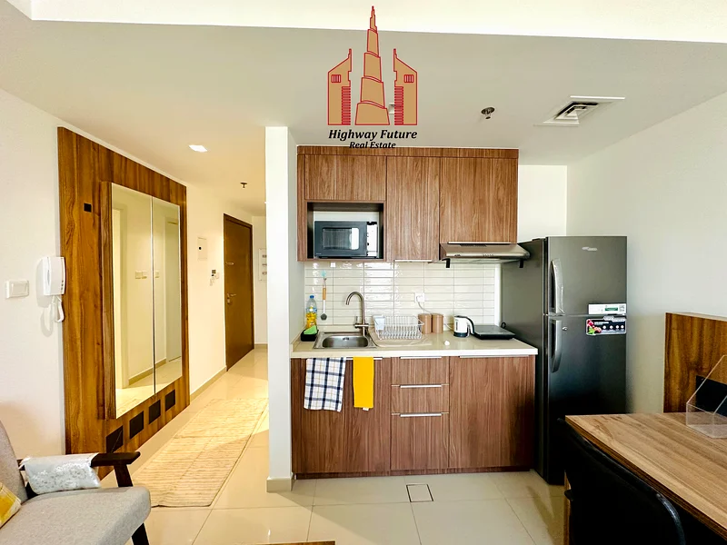 FULLY FURNISHED || BALCONY || ALL AMENITIES ||SEPARATE LOUNDRY63705460369666112