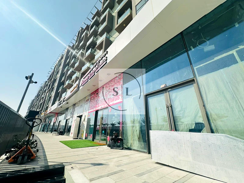 Fitted Retail Shop | Vibrant Community – Lawnz by Danube63616335391361114