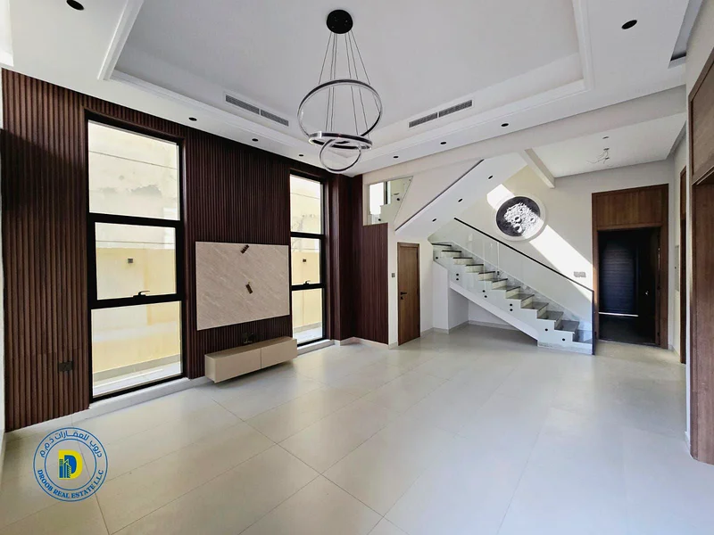 Luxury villa with modern finishing for sale, 5 rooms, large area, price includes registration and ownership fees63895136353793113