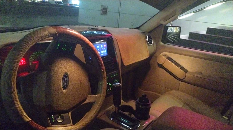 ford explorer in very good condition63483240755075111