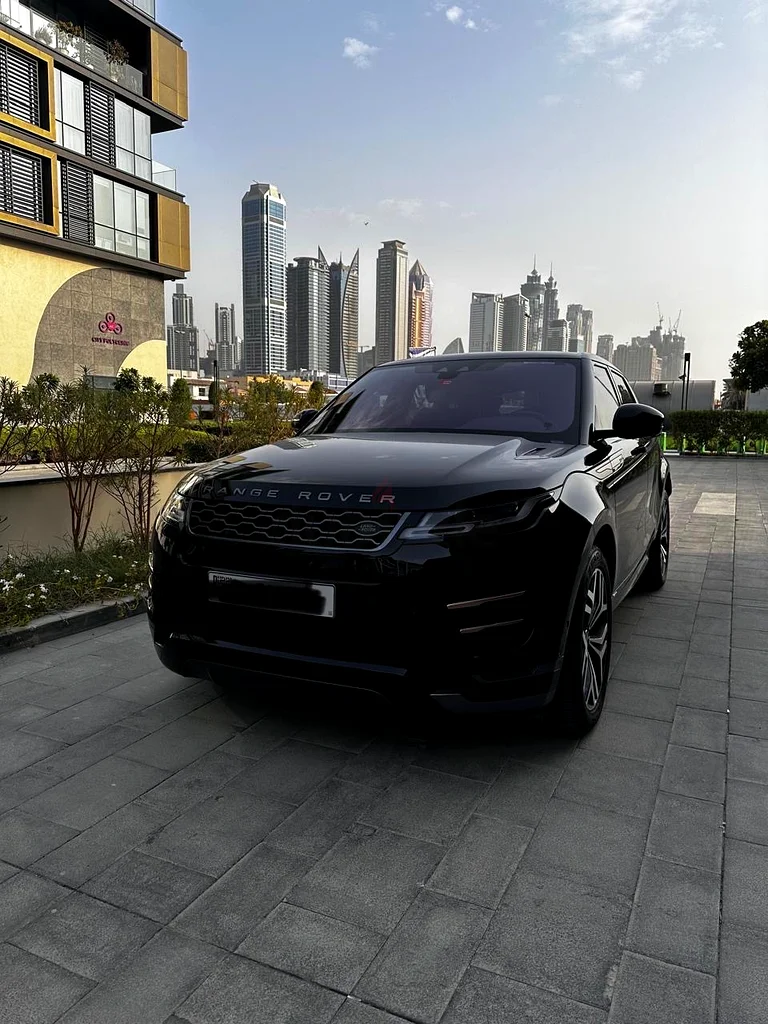 Range Rover Evoque - R-Dynamic P250 HSE - Fully Loaded. AlTayer Service Records63488875812737112
