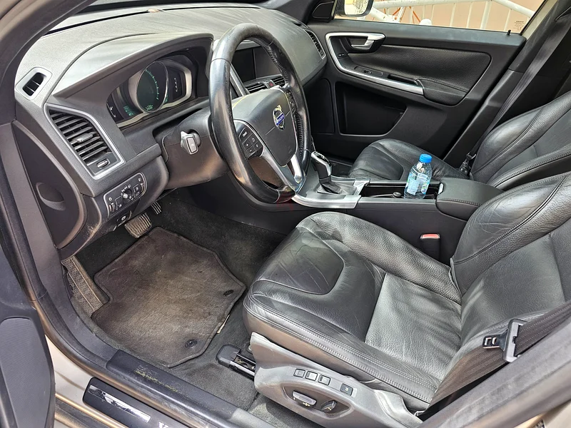 فولفو xc60 2014 للبيع63491241070978113