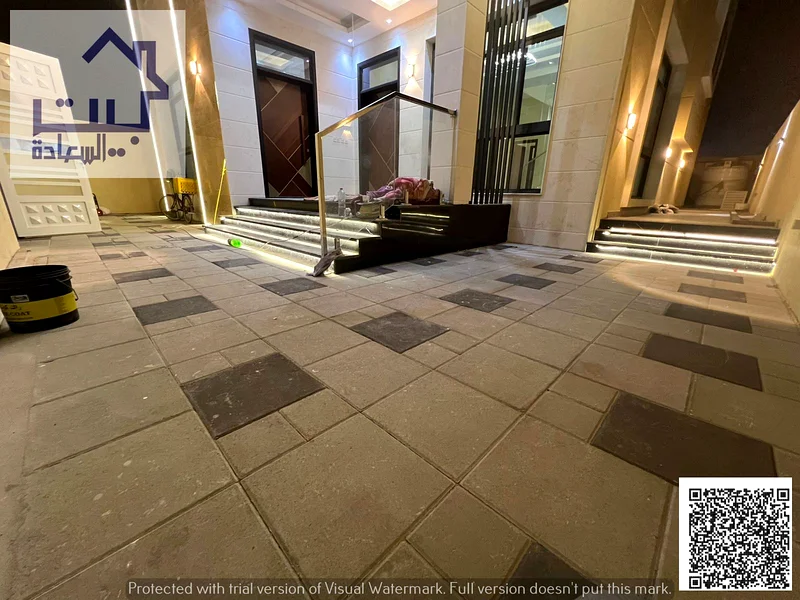 The villa of your dreams, including registration and ownership fees, at an attractive, negotiable price, on a main street, in a strategic location, wi63895278868227114