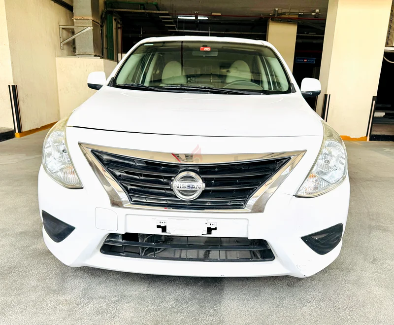 NISSAN SV 1.5CC GCC LOW KILOMETERS DRIVEN CAR FOR SALE63421144645890111