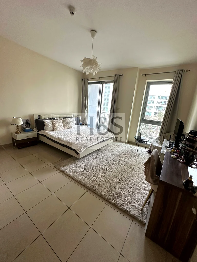 Fully Furnished | Burj Khalifa View | Ready to move63770231569794111