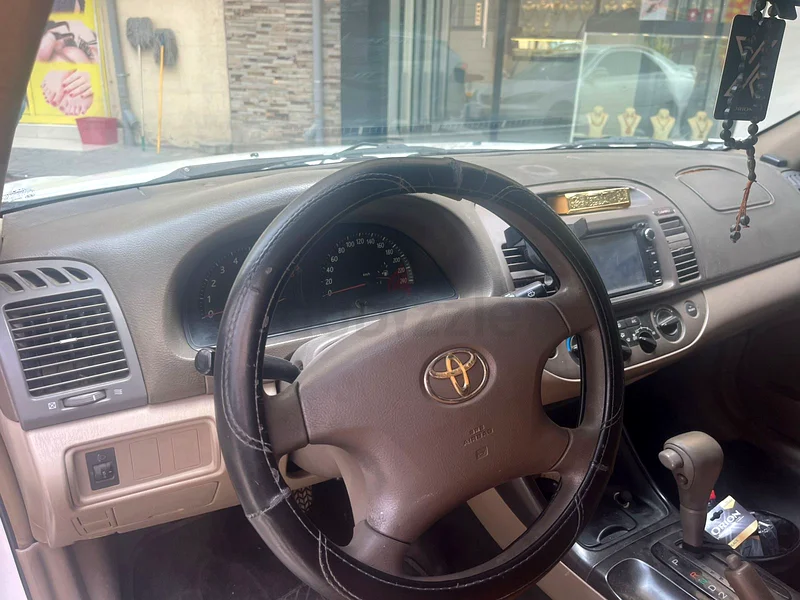 Toyota Camry 200463487915177090112