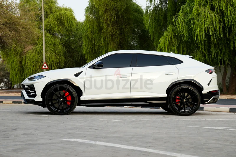 lamborghini urus gcc under warranty63490820424963113