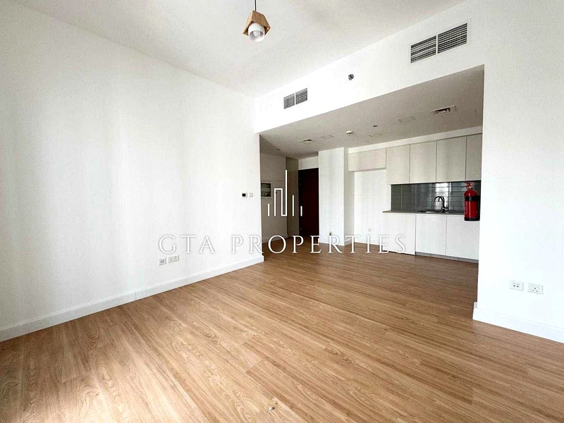 Great Pool Views | Upgraded | Flexible Payments63736994653953111