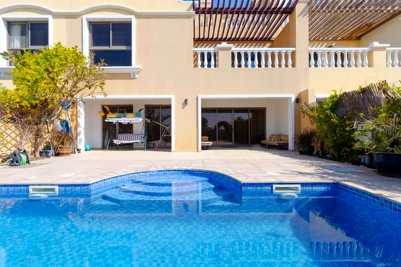 ✨ Luxury 5-Bedroom Villa with Private Pool 🏡💦63814161203201111