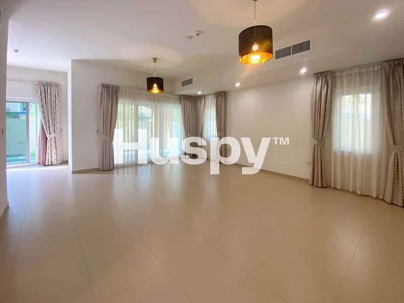 Landscaped | Close to Amenities | Large Plot63735585047554111