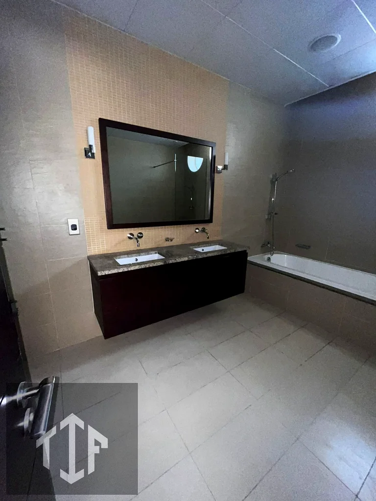 Spacious Layout -Private beach Access +Sea view63805480447617111
