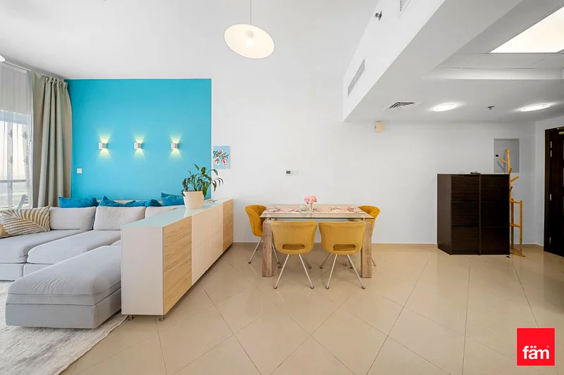 CHILLER FREE | UPGRADED | FURNISHED | BALCONY63748867568642112