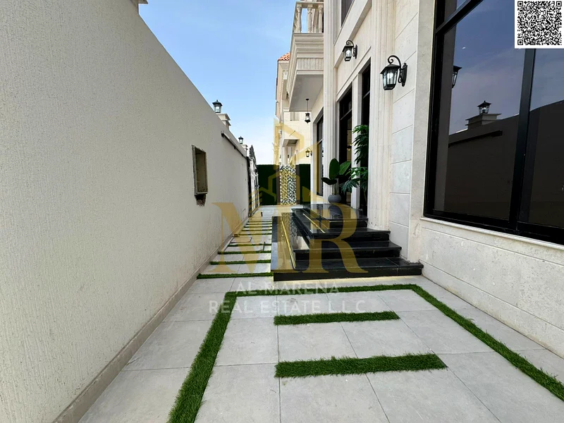 We offer you a unique opportunity to own a luxurious villa with an elegant design and high-quality finishes at a price that includes registration and63896405701249113