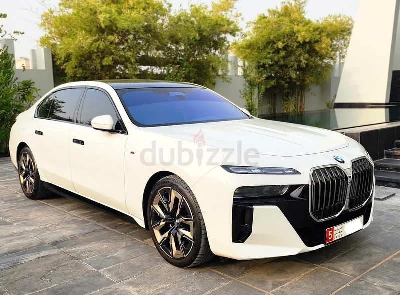 BMW760, 45,000km, 2023, GCC Spct.63411931567106112