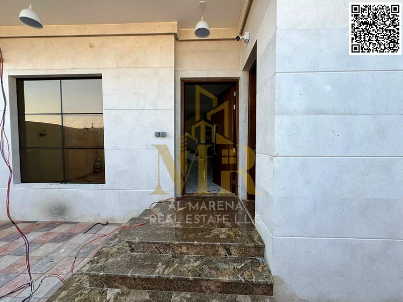 An unmissable opportunity to own a luxury villa in Al Bahia, Ajman, combining ideal space, modern design, and a prime location. This villa is speciall63882550678019112