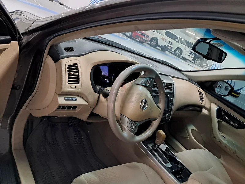 Nissan Altima63484252814210112