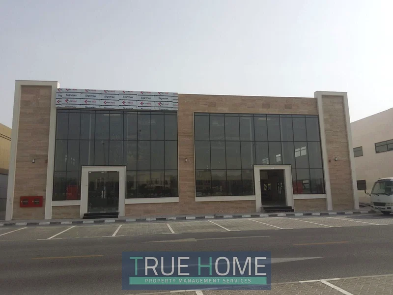 معرض راقي للبيع | عائد مضمون يزيد عن 10% | طريق مليحة63819129136257110