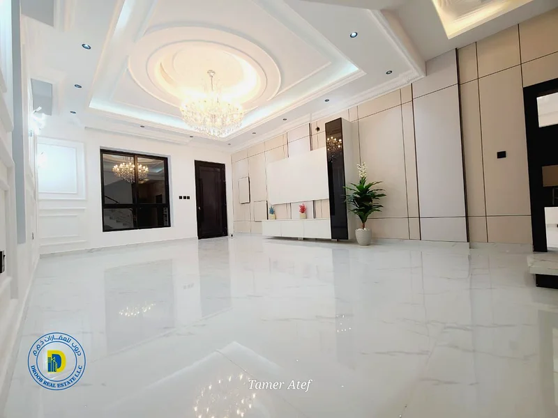 For sale, a classic 5-room villa, including registration fees, in the Al Helio 2 area, super deluxe finishing, freehold , bank financing63894607090177114