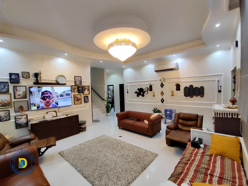 For sale, a 5-room corner villa, including electricity, water and AC, in the Al-Helio 2 area, super deluxe finishing, freehold and bank financing63895953744131113