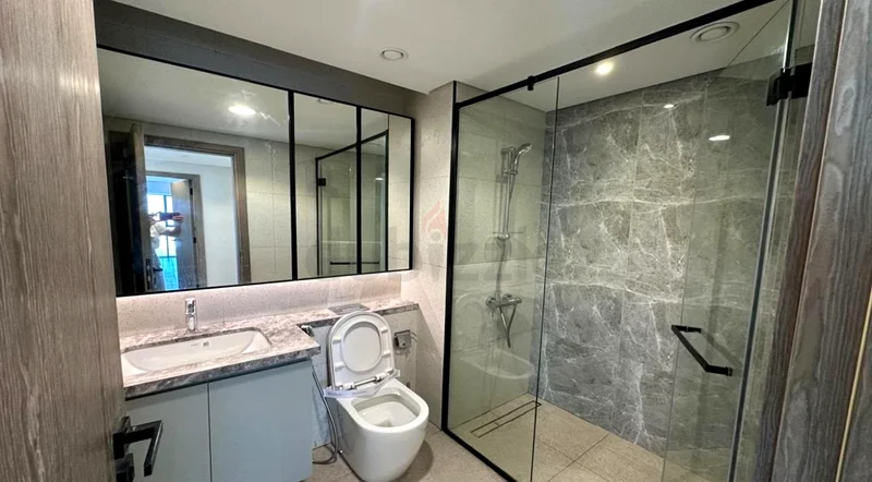 Stunning higher floor 2bhk corner unit available for rent. No commission direct from owner.63738669463171114