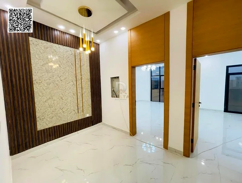 For sale: Villa in a prime location - Excellent finishes - Large built-up area - Freehold for all nationalities, including registration fees63896286353793113