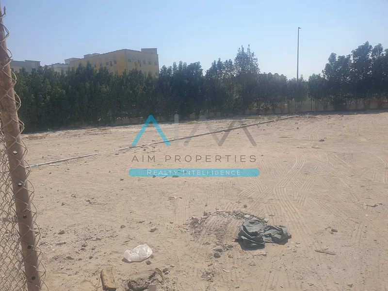 100000SQ.FT FENCING LAND FOR RENT FOR CAR PARKING63615872866178113